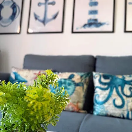 Vistamar Primera Linea De Playa Y Centrico شقة كونيل ذي لا فرونتيرا